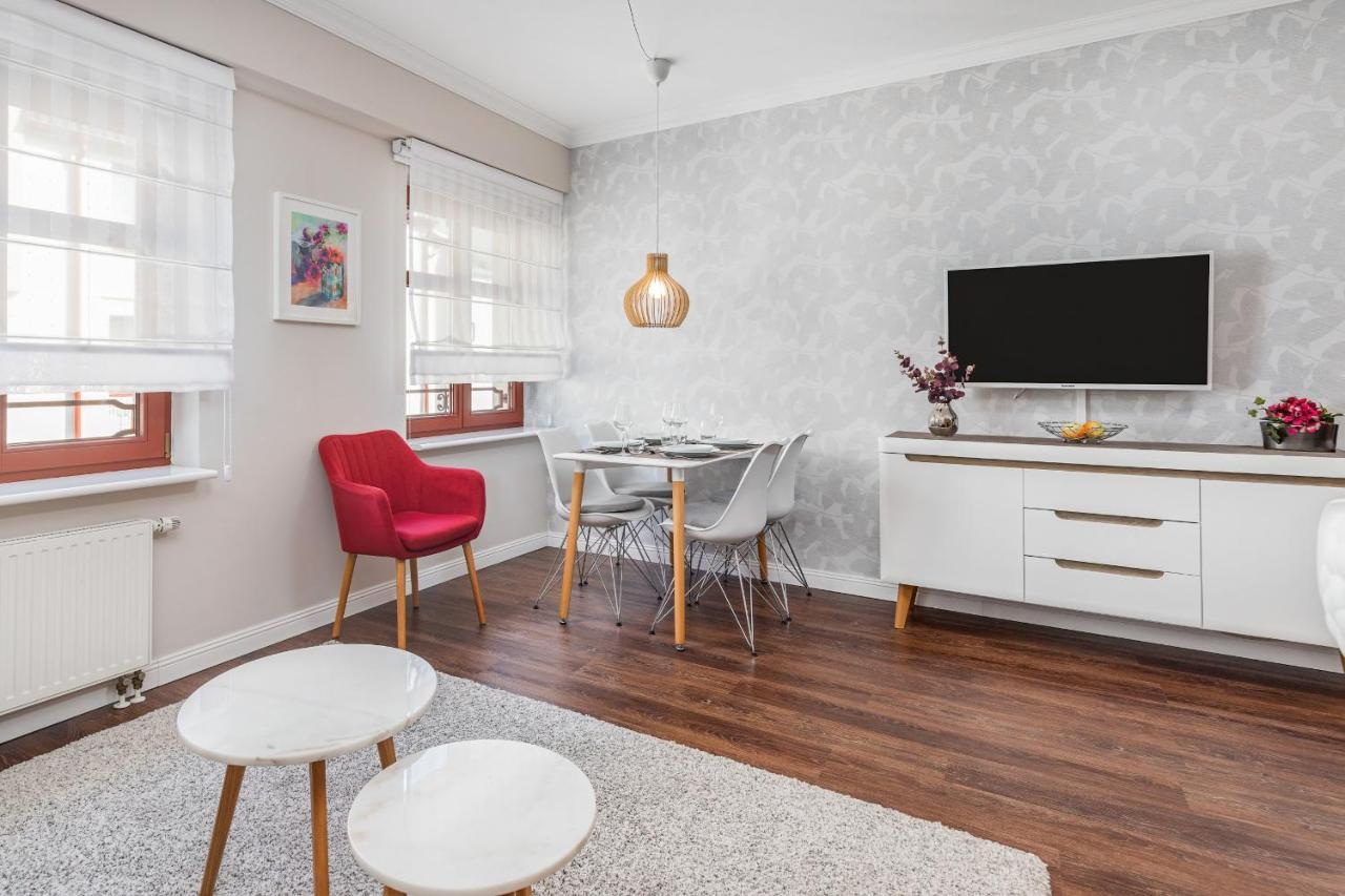 Modern Apartment With Balcony In Swinoujscie Center By Noclegi Renters Exterior photo